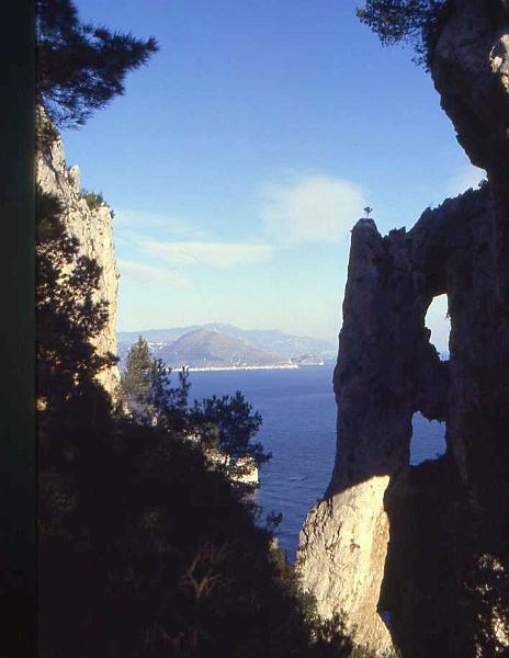 78-Capri,marzo 1985.jpg